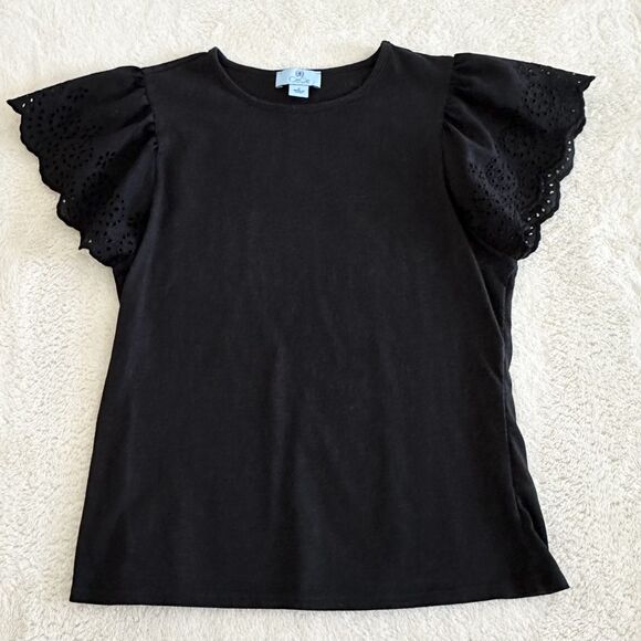 CeCe Short Sleeve Top Size S Black Eyelet Flutter Sleeve Crewneck T-Shirt - Picture 1 of 7